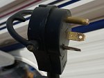 Arcing plug  hot load blade